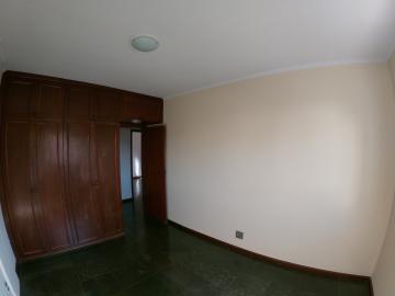 Alugar Apartamento / Padr&atilde;o em S&atilde;o Jos&eacute; do Rio Preto R$ 900,00 - Foto 10