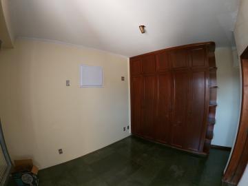 Alugar Apartamento / Padr&atilde;o em S&atilde;o Jos&eacute; do Rio Preto R$ 900,00 - Foto 16