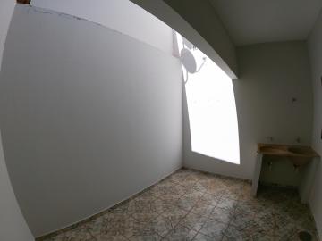 Alugar Casa / Padr&atilde;o em S&atilde;o Jos&eacute; do Rio Preto R$ 900,00 - Foto 19