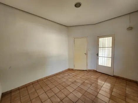 Alugar Casa / Padr&atilde;o em S&atilde;o Jos&eacute; do Rio Preto R$ 1.600,00 - Foto 3