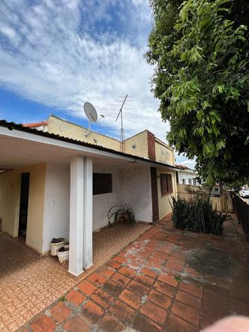 Alugar Casa / Padr&atilde;o em S&atilde;o Jos&eacute; do Rio Preto R$ 1.300,00 - Foto 7