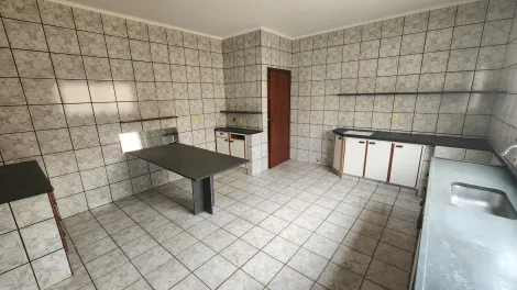 Alugar Casa / Padr&atilde;o em S&atilde;o Jos&eacute; do Rio Preto R$ 2.700,00 - Foto 2