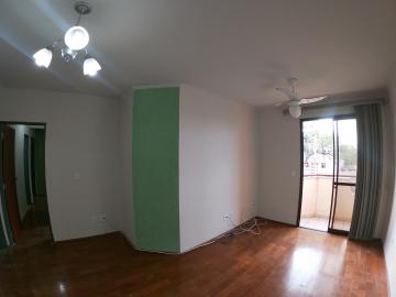Alugar Apartamento / Padr&atilde;o em S&atilde;o Jos&eacute; do Rio Preto R$ 900,00 - Foto 2