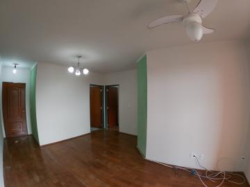Alugar Apartamento / Padr&atilde;o em S&atilde;o Jos&eacute; do Rio Preto R$ 900,00 - Foto 3