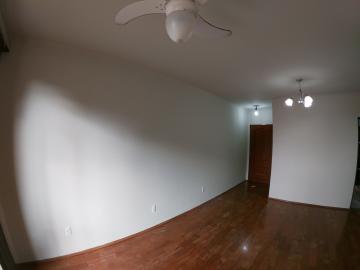 Alugar Apartamento / Padr&atilde;o em S&atilde;o Jos&eacute; do Rio Preto R$ 900,00 - Foto 4