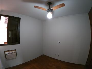 Alugar Apartamento / Padr&atilde;o em S&atilde;o Jos&eacute; do Rio Preto R$ 900,00 - Foto 8