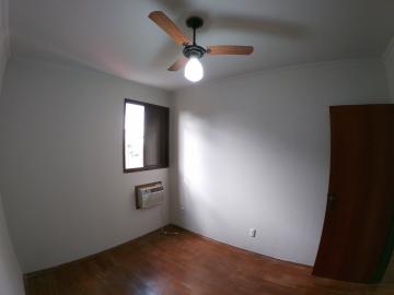 Alugar Apartamento / Padr&atilde;o em S&atilde;o Jos&eacute; do Rio Preto R$ 900,00 - Foto 13