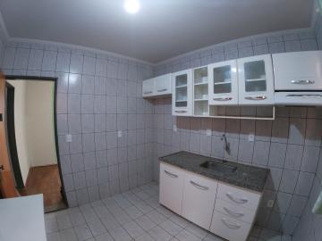 Alugar Apartamento / Padr&atilde;o em S&atilde;o Jos&eacute; do Rio Preto R$ 900,00 - Foto 20