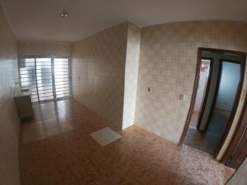 Alugar Casa / Padr&atilde;o em S&atilde;o Jos&eacute; do Rio Preto R$ 1.600,00 - Foto 9