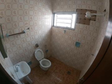 Alugar Casa / Padr&atilde;o em S&atilde;o Jos&eacute; do Rio Preto R$ 1.600,00 - Foto 13