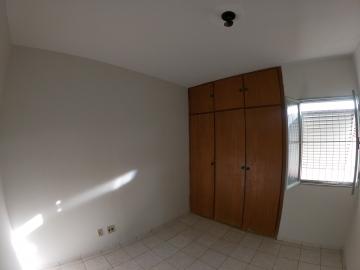 Alugar Apartamento / Padr&atilde;o em S&atilde;o Jos&eacute; do Rio Preto R$ 1.000,00 - Foto 7