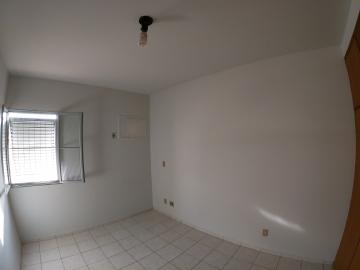 Alugar Apartamento / Padr&atilde;o em S&atilde;o Jos&eacute; do Rio Preto R$ 1.000,00 - Foto 14