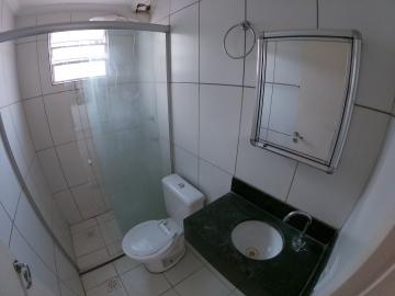 Alugar Apartamento / Padr&atilde;o em S&atilde;o Jos&eacute; do Rio Preto R$ 550,00 - Foto 11
