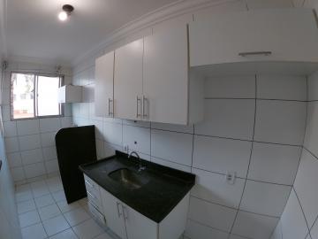 Alugar Apartamento / Padr&atilde;o em S&atilde;o Jos&eacute; do Rio Preto R$ 550,00 - Foto 4