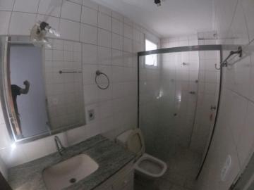 Alugar Apartamento / Padr&atilde;o em S&atilde;o Jos&eacute; do Rio Preto R$ 850,00 - Foto 14