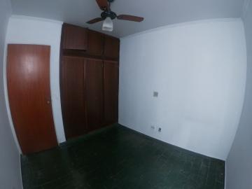 Alugar Apartamento / Padr&atilde;o em S&atilde;o Jos&eacute; do Rio Preto R$ 850,00 - Foto 16