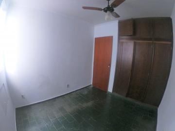 Alugar Apartamento / Padr&atilde;o em S&atilde;o Jos&eacute; do Rio Preto R$ 850,00 - Foto 17