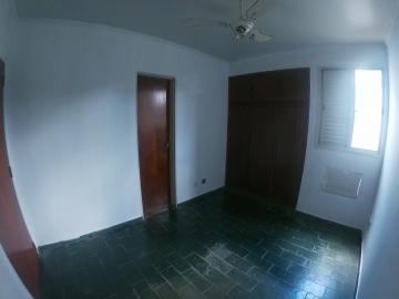Alugar Apartamento / Padr&atilde;o em S&atilde;o Jos&eacute; do Rio Preto R$ 850,00 - Foto 19