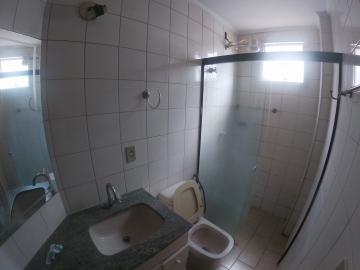 Alugar Apartamento / Padr&atilde;o em S&atilde;o Jos&eacute; do Rio Preto R$ 850,00 - Foto 21