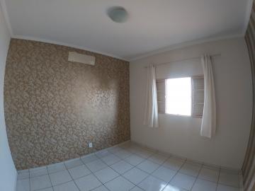 Alugar Casa / Padr&atilde;o em S&atilde;o Jos&eacute; do Rio Preto R$ 1.000,00 - Foto 10