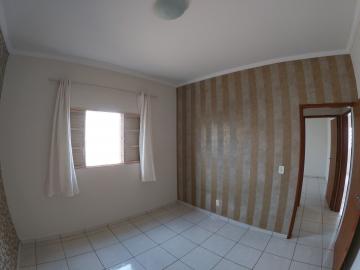 Alugar Casa / Padr&atilde;o em S&atilde;o Jos&eacute; do Rio Preto R$ 1.000,00 - Foto 11