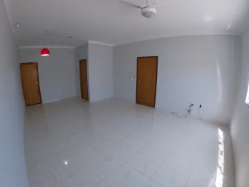Alugar Casa / Padr&atilde;o em S&atilde;o Jos&eacute; do Rio Preto R$ 1.400,00 - Foto 3