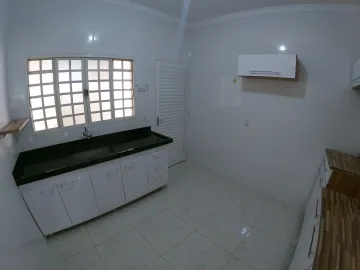Alugar Casa / Padr&atilde;o em S&atilde;o Jos&eacute; do Rio Preto R$ 1.400,00 - Foto 6