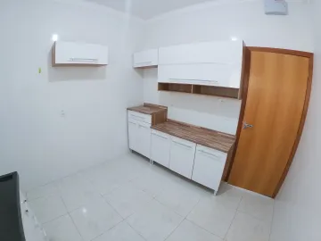 Alugar Casa / Padr&atilde;o em S&atilde;o Jos&eacute; do Rio Preto R$ 1.400,00 - Foto 4
