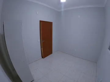 Alugar Casa / Padr&atilde;o em S&atilde;o Jos&eacute; do Rio Preto R$ 1.400,00 - Foto 9