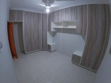 Alugar Casa / Padr&atilde;o em S&atilde;o Jos&eacute; do Rio Preto R$ 1.400,00 - Foto 12