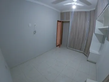 Alugar Casa / Padr&atilde;o em S&atilde;o Jos&eacute; do Rio Preto R$ 1.400,00 - Foto 13