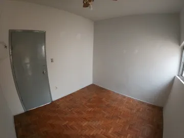 Alugar Casa / Padr&atilde;o em S&atilde;o Jos&eacute; do Rio Preto R$ 1.800,00 - Foto 3