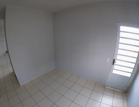 Alugar Casa / Padr&atilde;o em S&atilde;o Jos&eacute; do Rio Preto R$ 800,00 - Foto 3