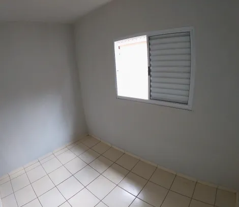 Alugar Casa / Padr&atilde;o em S&atilde;o Jos&eacute; do Rio Preto R$ 800,00 - Foto 5