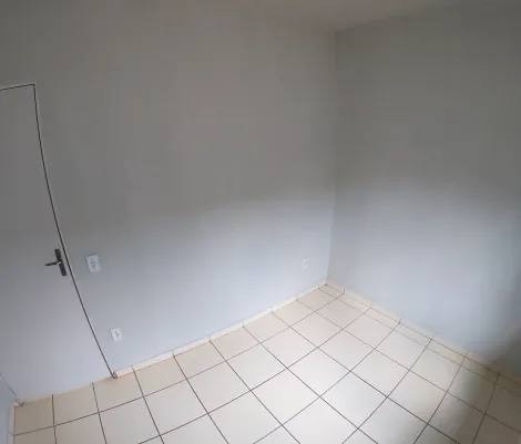 Alugar Casa / Padr&atilde;o em S&atilde;o Jos&eacute; do Rio Preto R$ 800,00 - Foto 6