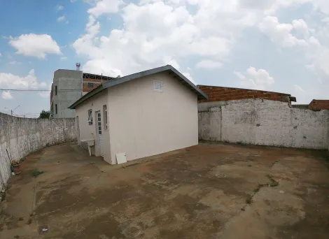 Alugar Casa / Padr&atilde;o em S&atilde;o Jos&eacute; do Rio Preto R$ 800,00 - Foto 11