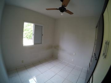 Alugar Apartamento / Padr&atilde;o em S&atilde;o Jos&eacute; do Rio Preto R$ 800,00 - Foto 10