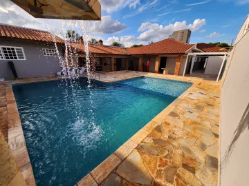 Alugar Casa / Padr&atilde;o em S&atilde;o Jos&eacute; do Rio Preto. apenas R$ 5.500,00
