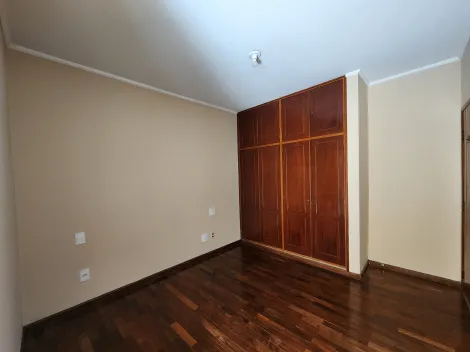 Alugar Apartamento / Padr&atilde;o em S&atilde;o Jos&eacute; do Rio Preto R$ 1.300,00 - Foto 4