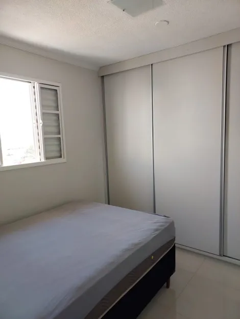Alugar Apartamento / Padr&atilde;o em S&atilde;o Jos&eacute; do Rio Preto R$ 1.200,00 - Foto 4