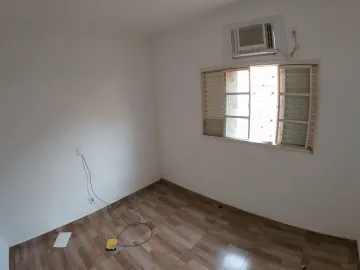 Alugar Casa / Padr&atilde;o em S&atilde;o Jos&eacute; do Rio Preto R$ 1.500,00 - Foto 11