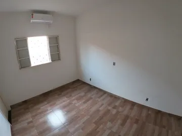 Alugar Casa / Padr&atilde;o em S&atilde;o Jos&eacute; do Rio Preto R$ 1.500,00 - Foto 14