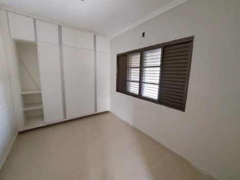 Alugar Casa / Padr&atilde;o em S&atilde;o Jos&eacute; do Rio Preto R$ 1.300,00 - Foto 3