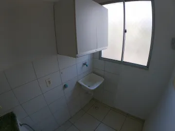 Alugar Apartamento / Padr&atilde;o em S&atilde;o Jos&eacute; do Rio Preto R$ 750,00 - Foto 6