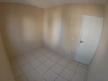 Alugar Apartamento / Padr&atilde;o em S&atilde;o Jos&eacute; do Rio Preto R$ 750,00 - Foto 8