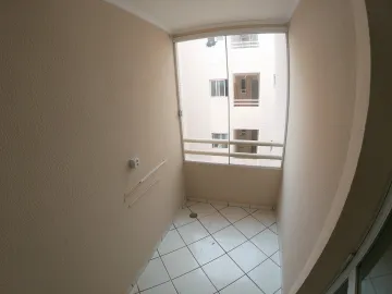 Alugar Apartamento / Padr&atilde;o em S&atilde;o Jos&eacute; do Rio Preto R$ 1.000,00 - Foto 4
