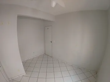 Alugar Apartamento / Padr&atilde;o em S&atilde;o Jos&eacute; do Rio Preto R$ 1.000,00 - Foto 11