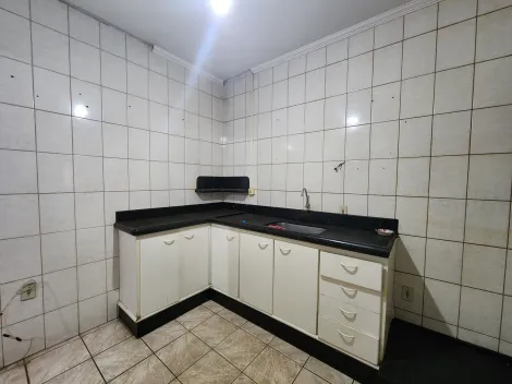 Alugar Casa / Padr&atilde;o em S&atilde;o Jos&eacute; do Rio Preto R$ 1.000,00 - Foto 3
