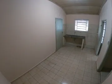 Alugar Casa / Padr&atilde;o em S&atilde;o Jos&eacute; do Rio Preto R$ 750,00 - Foto 6