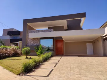 Casa / Condom&iacute;nio em S&atilde;o Jos&eacute; do Rio Preto 
